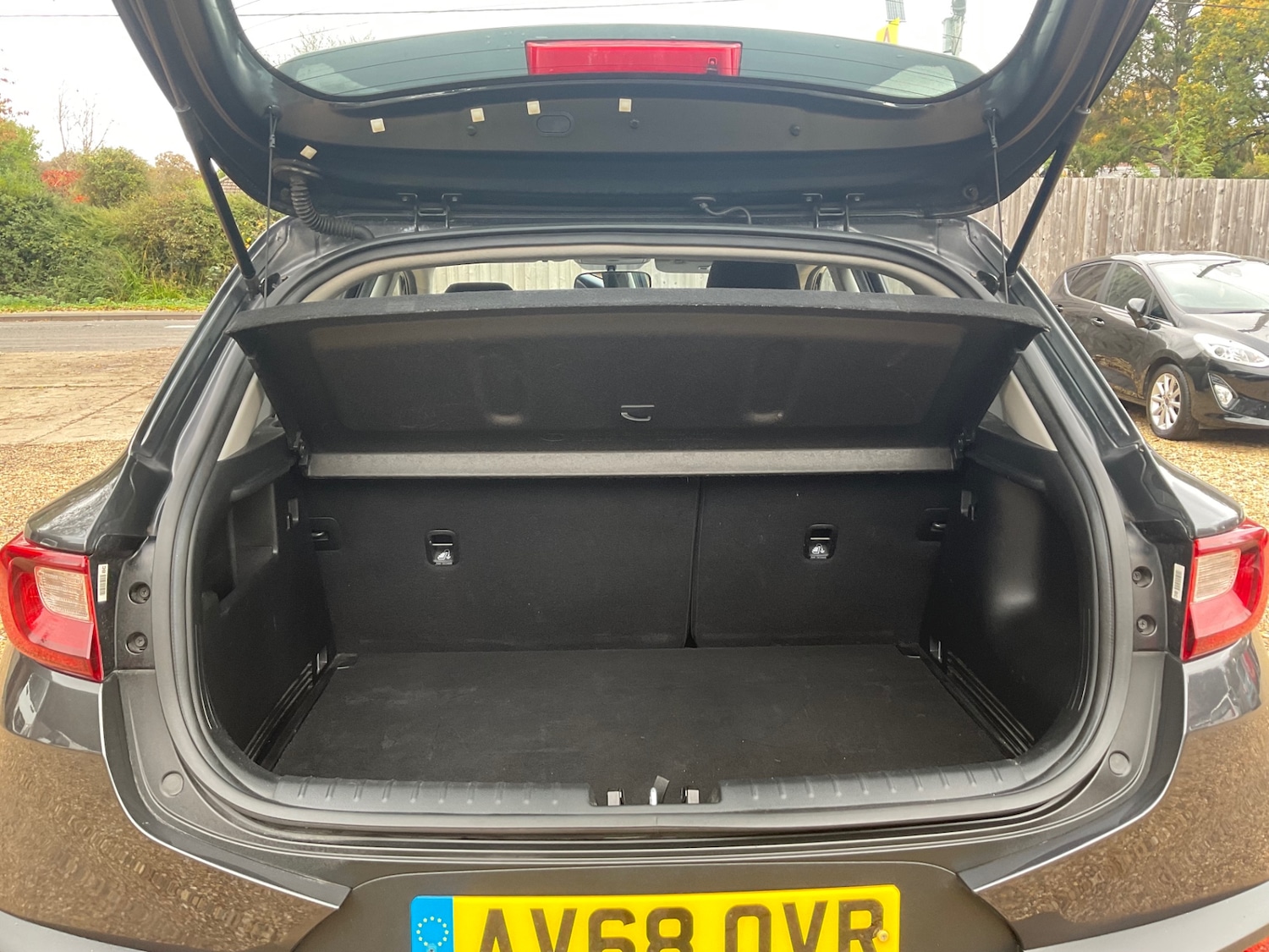 Used Kia Stonic 2018 for sale - 76505046: Photo 10