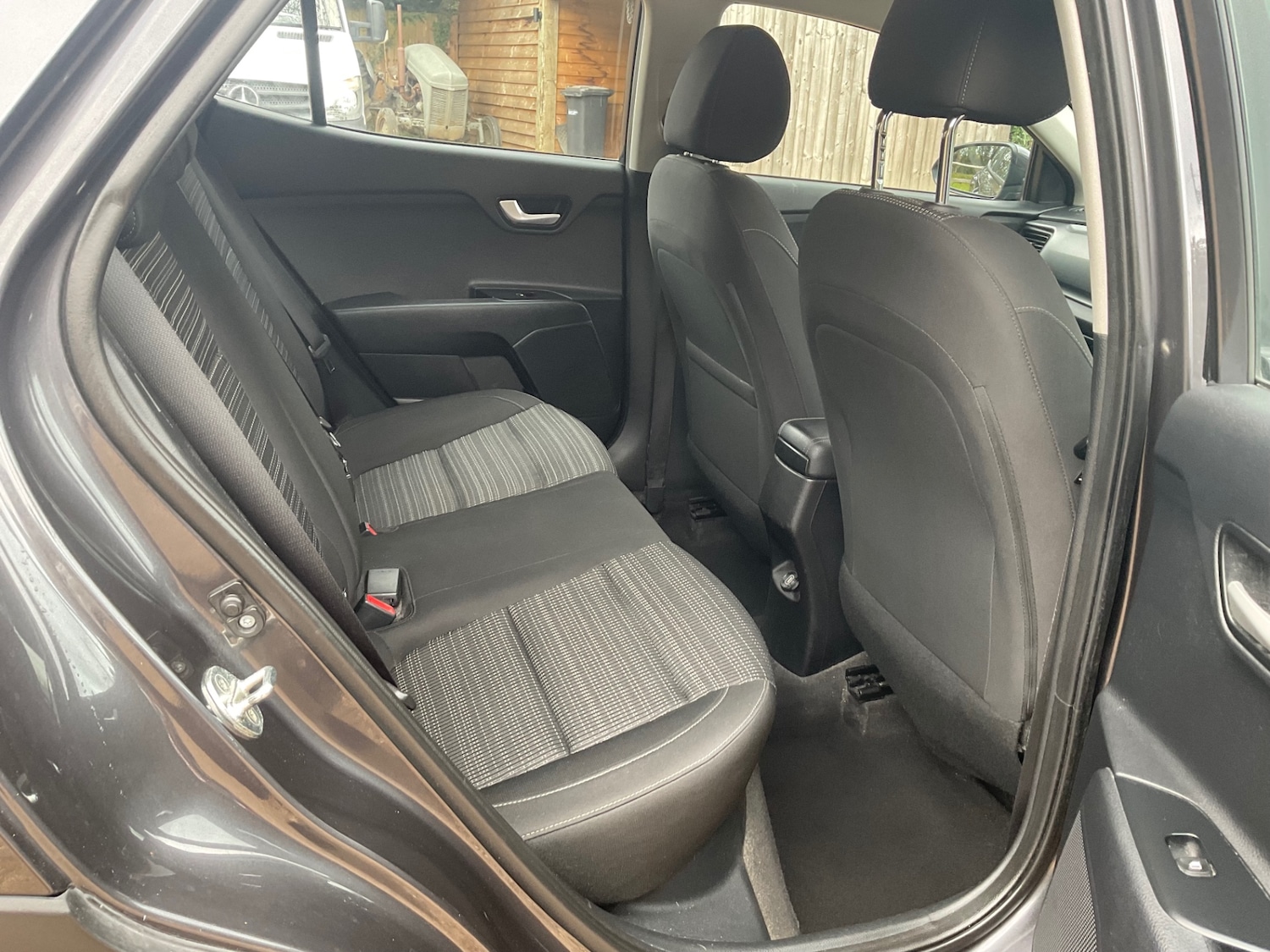 Used Kia Stonic 2018 for sale - 76505046: Photo 11