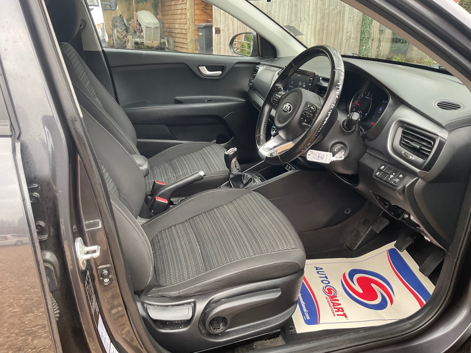 Used Kia Stonic 2018 for sale - 76505046: Photo 12