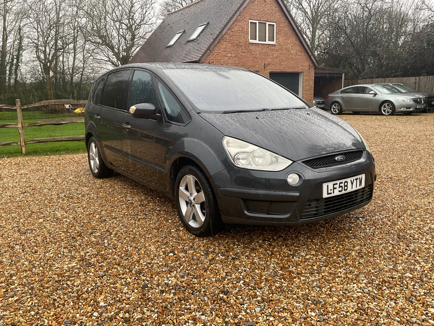 Used Ford S-Max 2008 for sale - 77517776: Photo 3