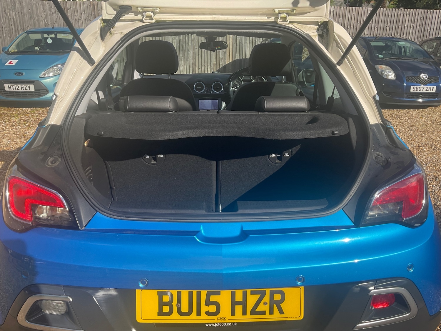 Used Vauxhall ADAM 2015 for sale - 76363462: Photo 11