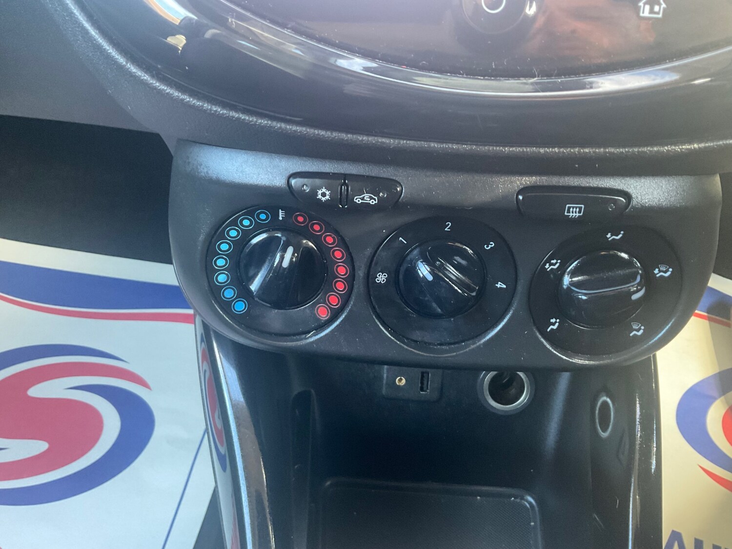 Used Vauxhall ADAM 2015 for sale - 76363462: Photo 20