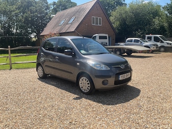 Used Hyundai i10 2010 for sale - 78952217: Photo