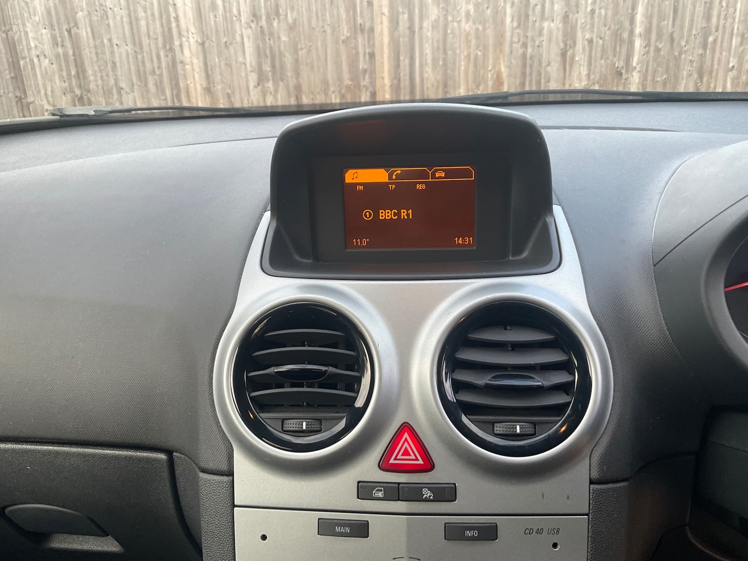 Used Vauxhall Corsa 2012 for sale - 76739001: Photo 16