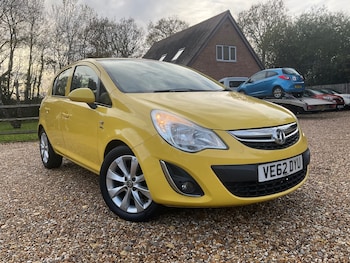 Vauxhall - Corsa