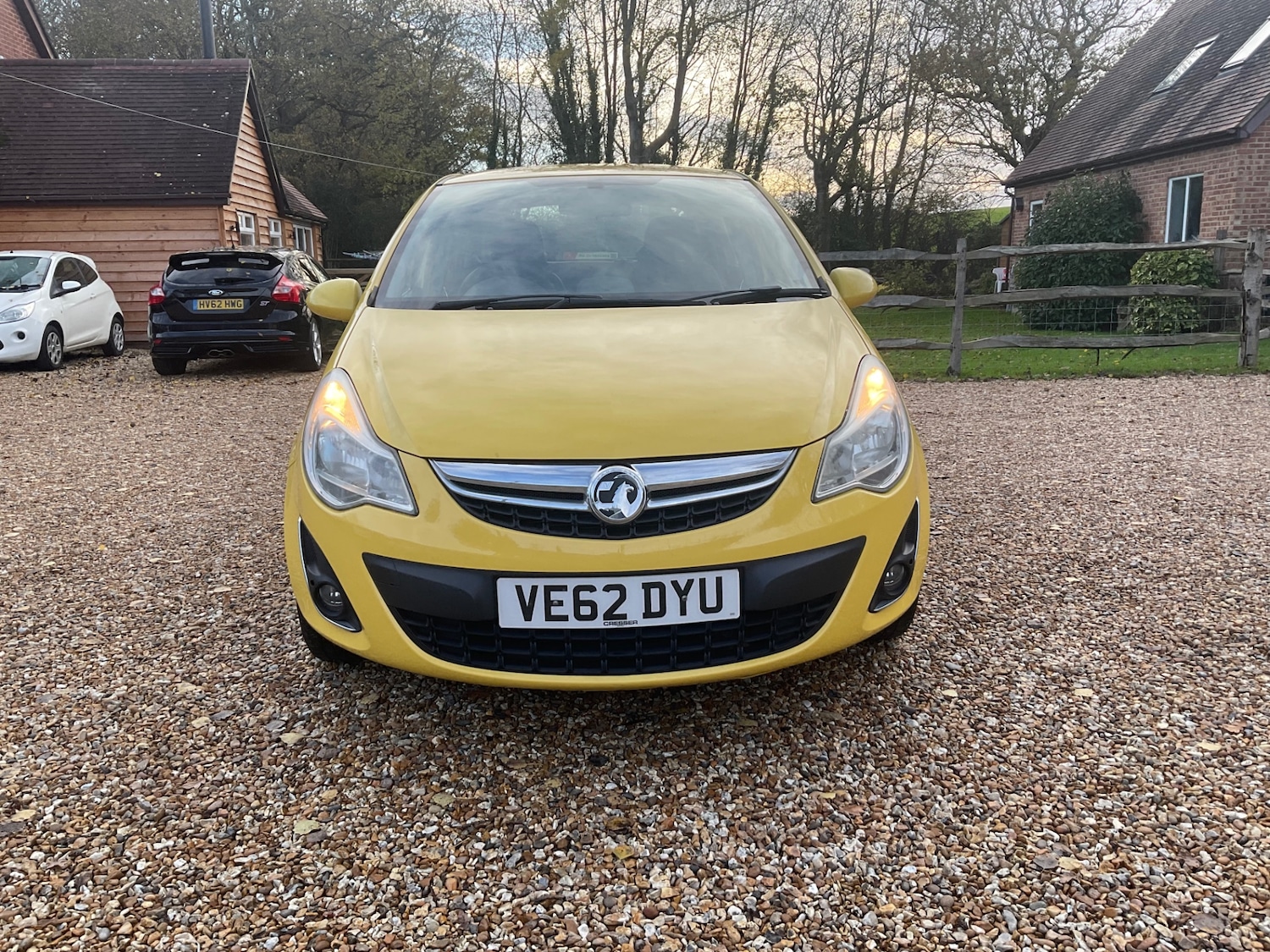 Used Vauxhall Corsa 2012 for sale - 76739001: Photo 3