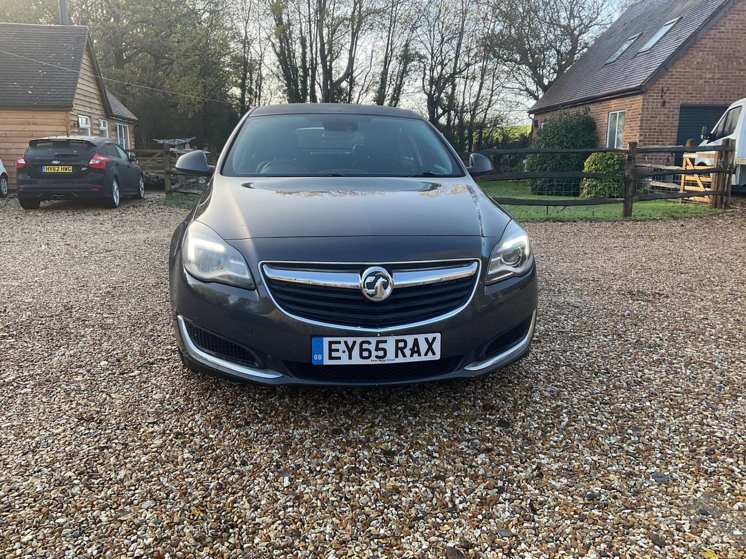 Used Vauxhall Insignia 2015 for sale - 76791350: Photo 2