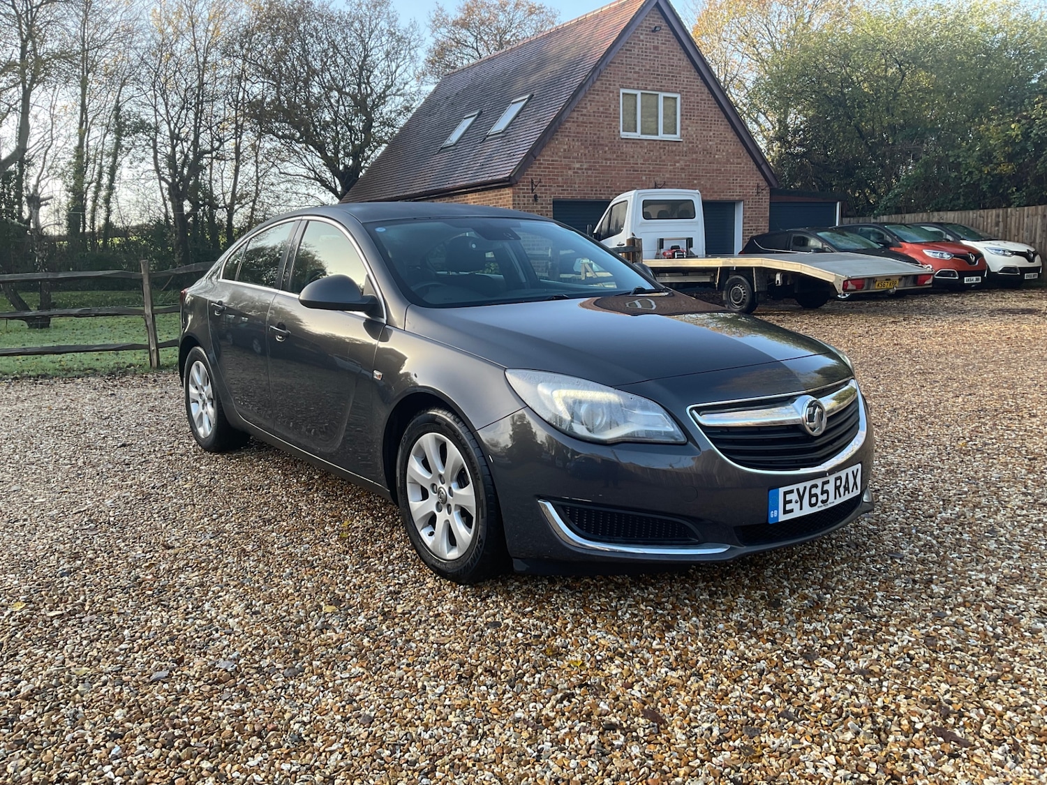 Used Vauxhall Insignia 2015 for sale - 76791350: Photo 3