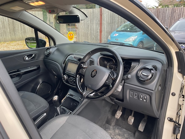Used Renault Captur 2015 for sale - 76309684: Photo 15