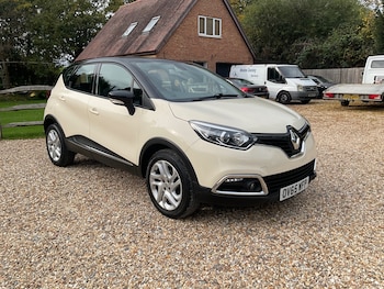 Used Renault Captur 2015 for sale - 76309684: Photo 2