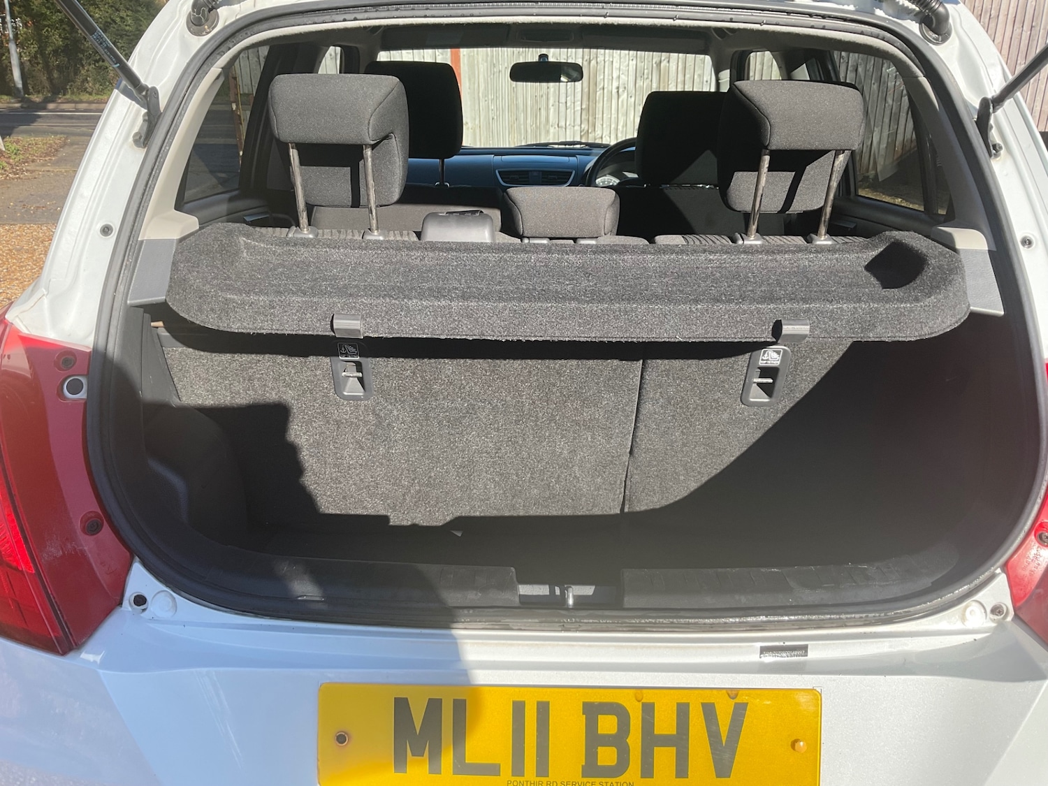 Used Suzuki Swift 2011 for sale - 77350432: Photo 10