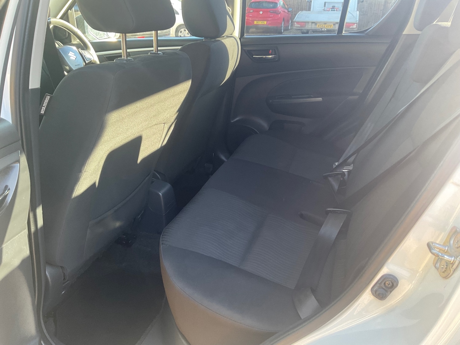 Used Suzuki Swift 2011 for sale - 77350432: Photo 12