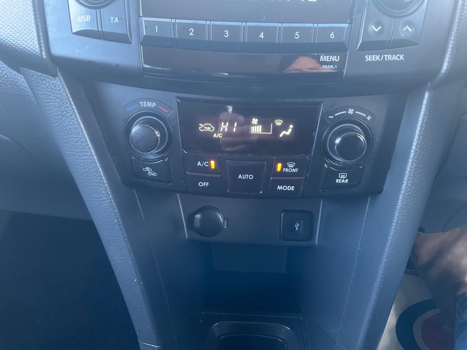 Used Suzuki Swift 2011 for sale - 77350432: Photo 17