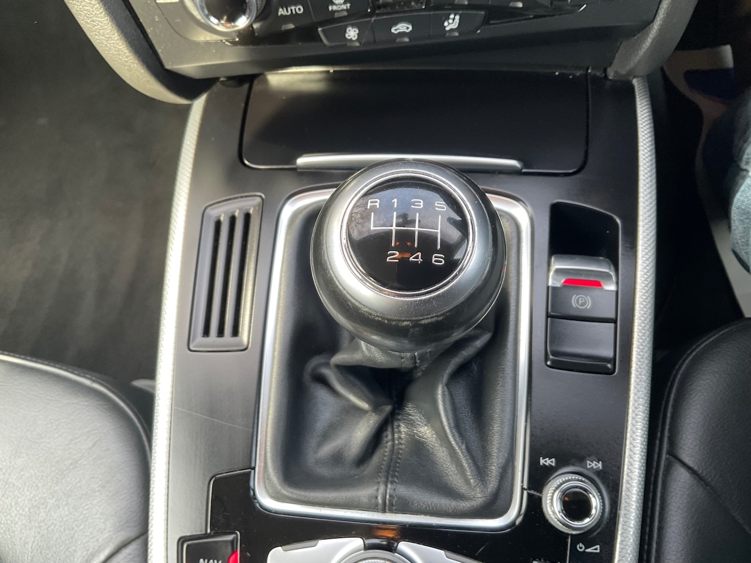 Used Audi A4 2013 for sale - 77964725: Photo 22