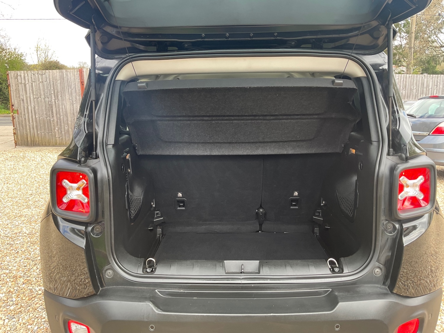 Used Jeep Renegade 2016 for sale - 78106818: Photo 10