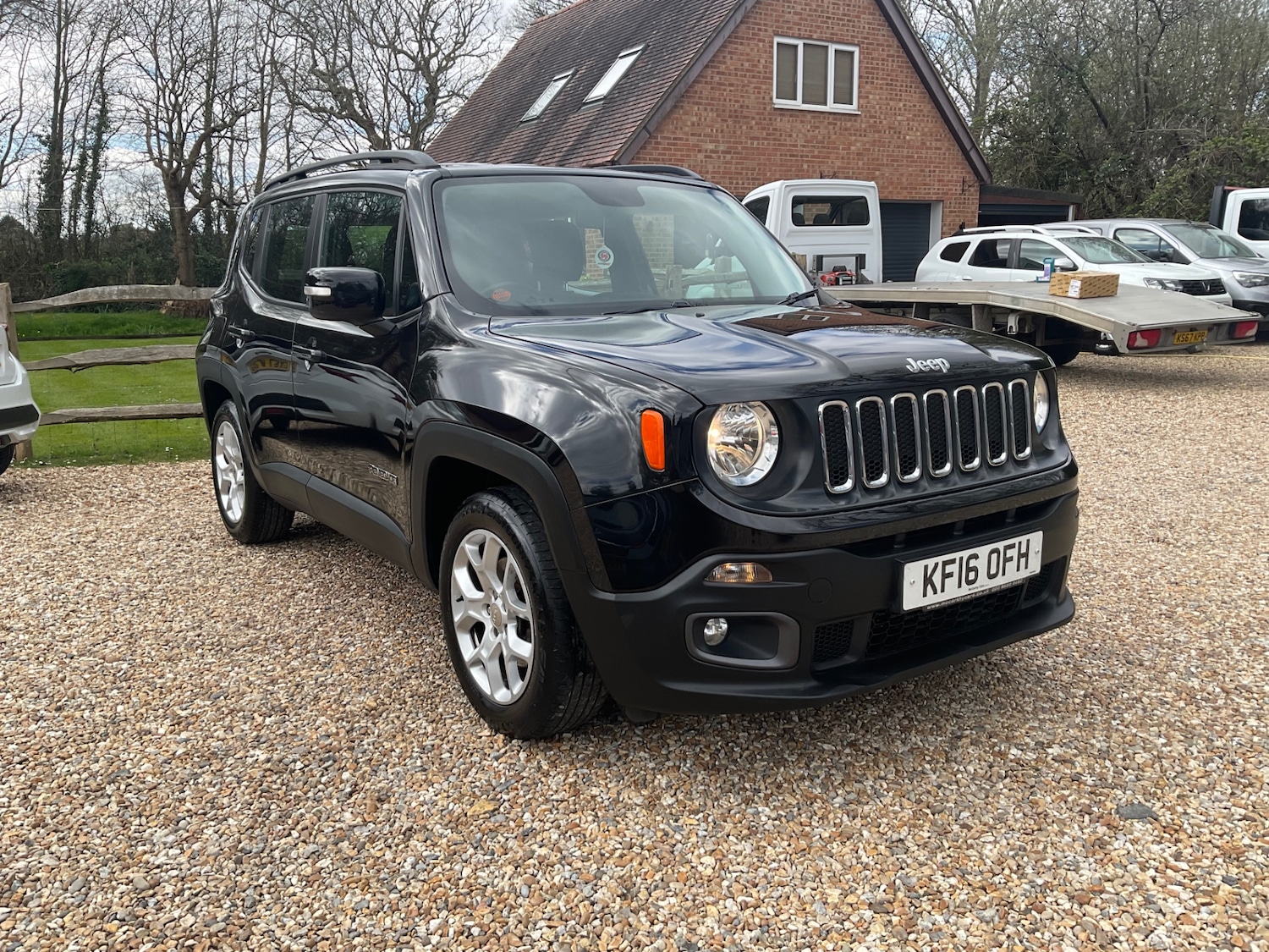 Used Jeep Renegade 2016 for sale - 78106818: Photo 3