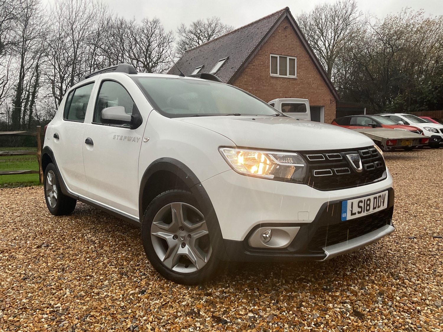 Used Dacia Sandero Stepway 2018 for sale - 76982836: Photo 1