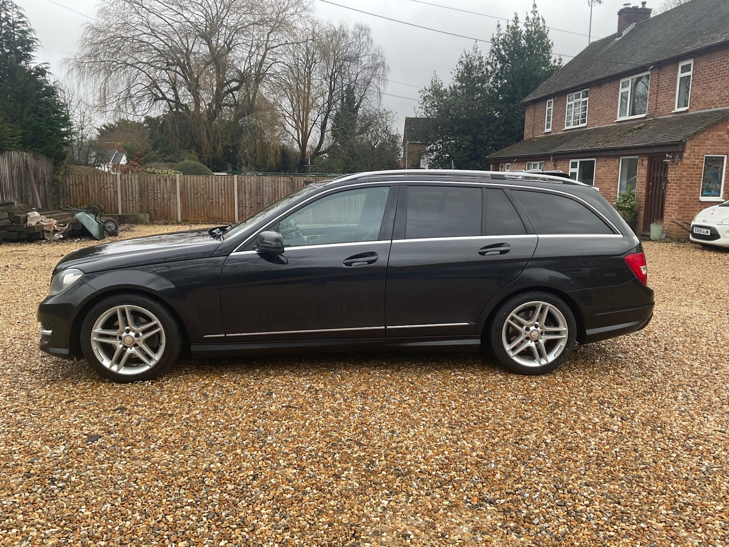 Used Mercedes-Benz C Class 2013 for sale - 77168404: Photo 10