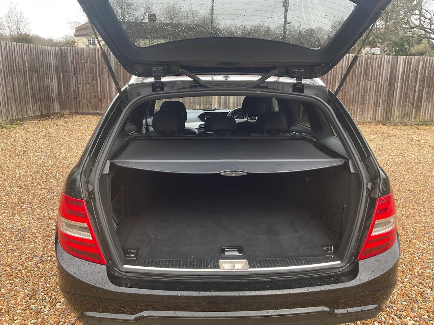 Used Mercedes-Benz C Class 2013 for sale - 77168404: Photo 16