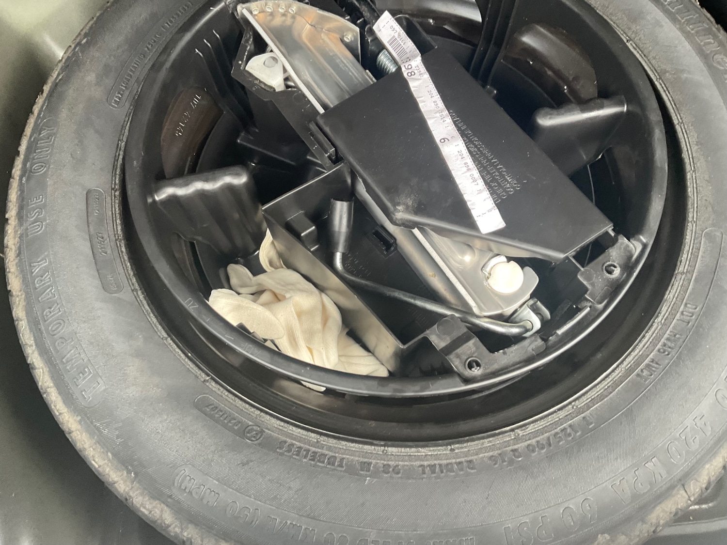 Used Mercedes-Benz C Class 2013 for sale - 77168404: Photo 18