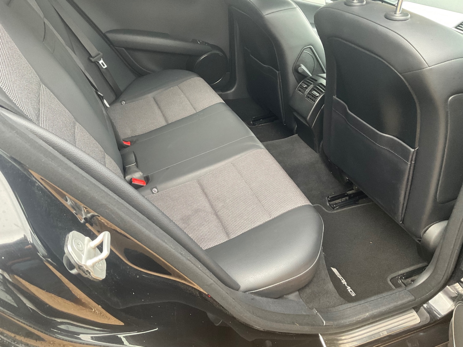 Used Mercedes-Benz C Class 2013 for sale - 77168404: Photo 19