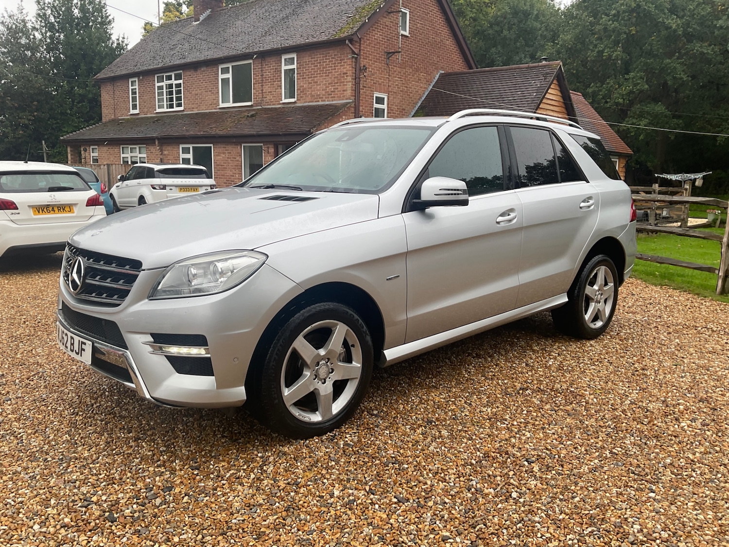 Used Mercedes-Benz M-Class 2012 for sale - 76161167: Photo 9