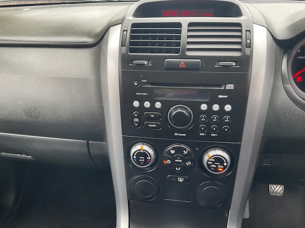 Used Suzuki Grand Vitara 2006 for sale - 76231865: Photo 17