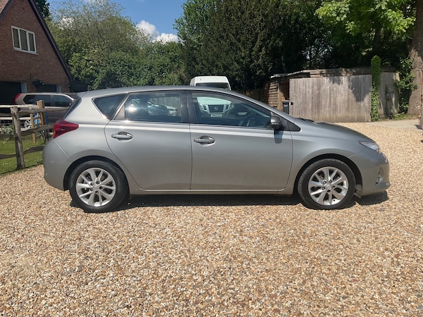 Used Toyota Auris 2014 for sale - 74634421: Photo 5