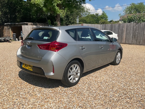 Used Toyota Auris 2014 for sale - 74634421: Photo 6
