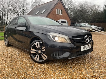 Used Mercedes-Benz A-Class 2015 for sale - 77274472: Photo