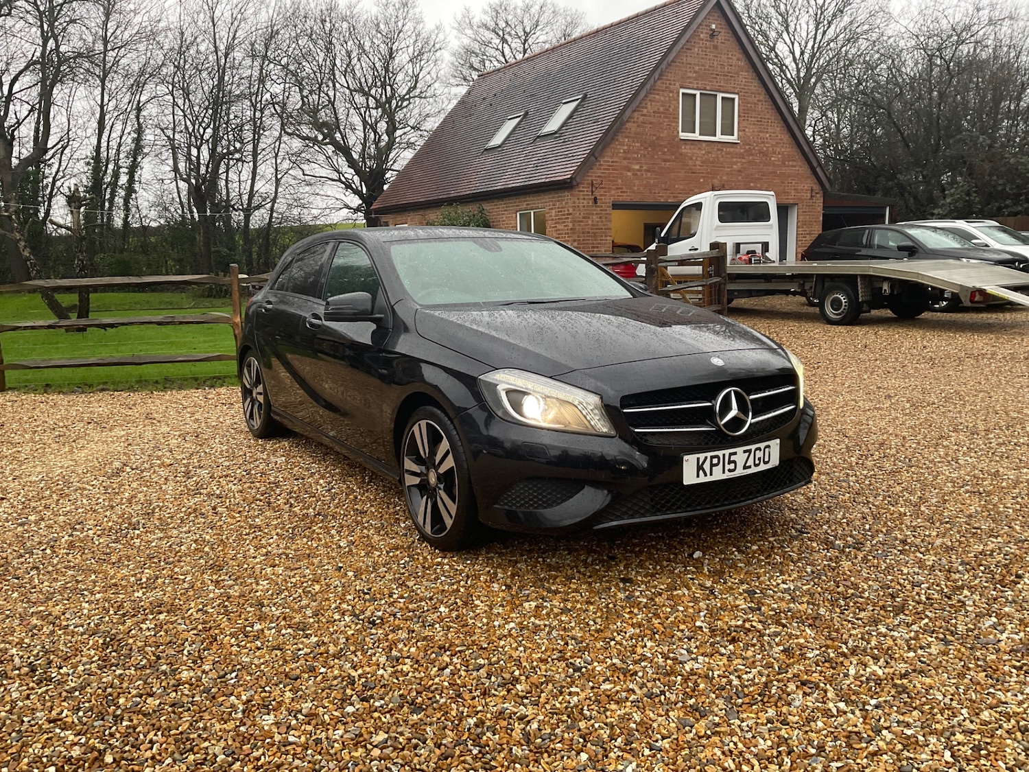 Used Mercedes-Benz A-Class 2015 for sale - 77274472: Photo 2