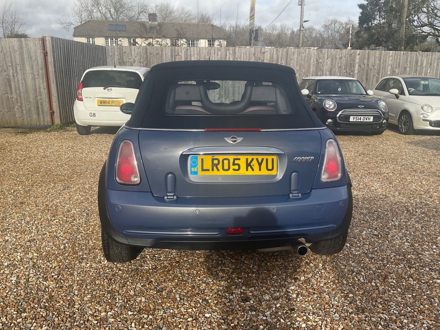 Used MINI Convertible 2005 for sale - 77530398: Photo 19