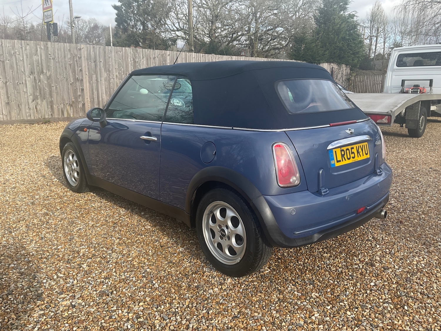 Used MINI Convertible 2005 for sale - 77530398: Photo 20
