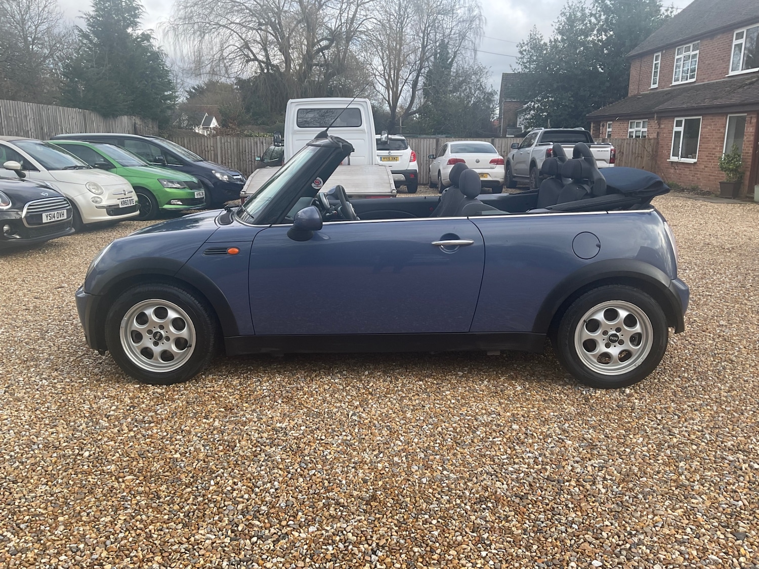 Used MINI Convertible 2005 for sale - 77530398: Photo 8