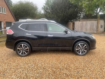 Used Nissan X-Trail 2015 for sale - 79672650: Photo