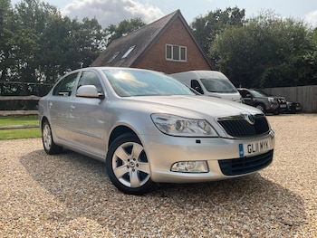 2011 (11) - 1.8 TSI Elegance 5dr