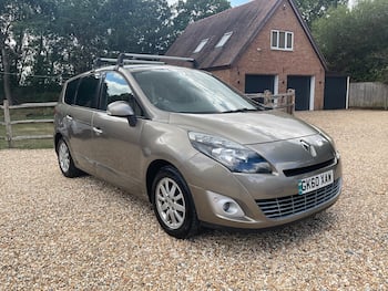 Used Renault Grand Scenic 2010 for sale - 79834250: Photo