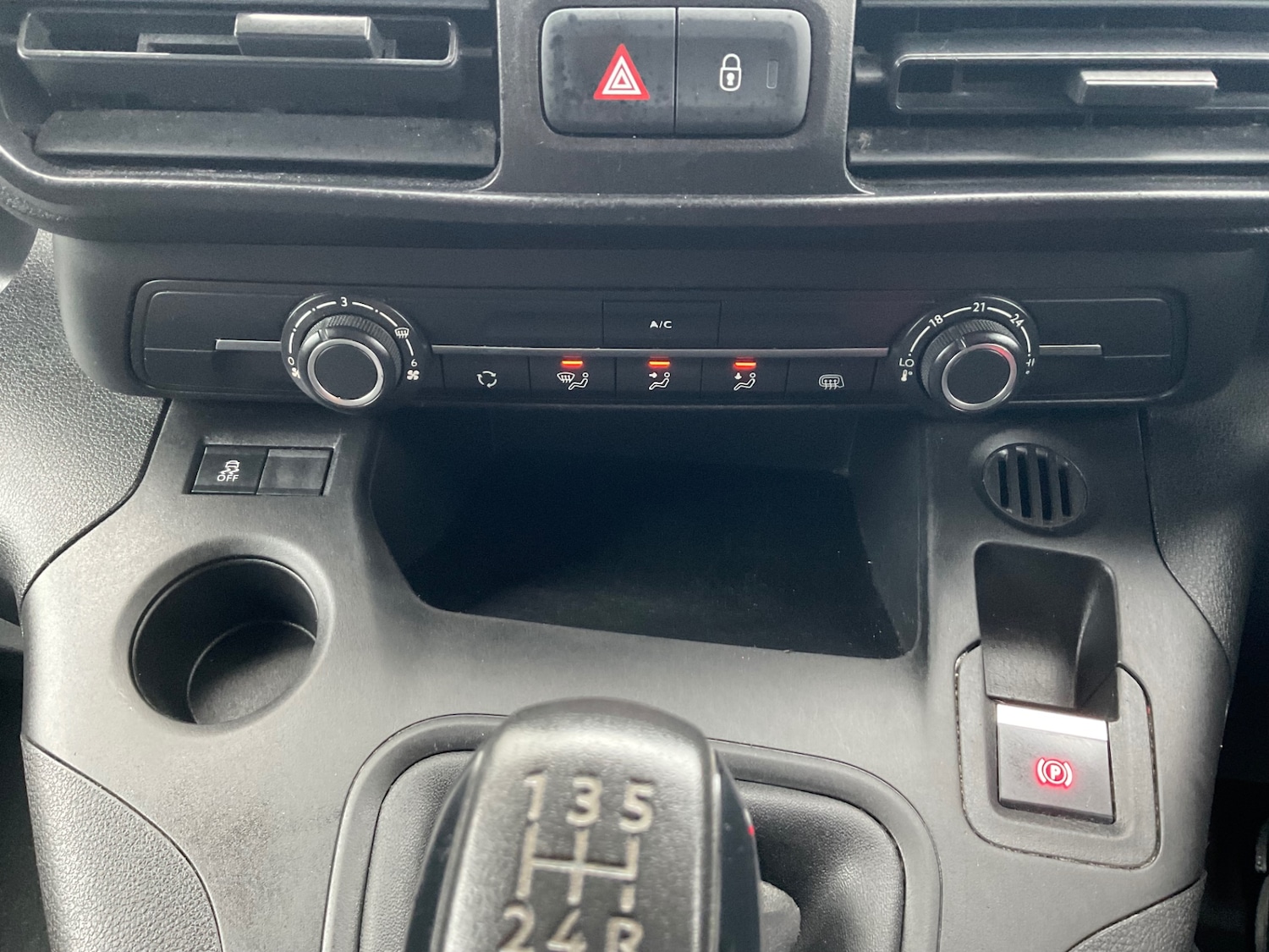 Used Citroen Berlingo 2019 for sale - 76332090: Photo 17