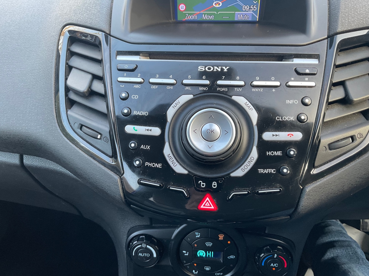 Used Ford Fiesta 2016 for sale - 76931185: Photo 27