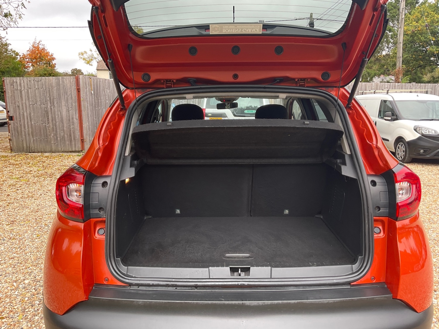 Used Renault Captur 2014 for sale - 76263116: Photo 9