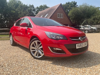 Vauxhall - Astra