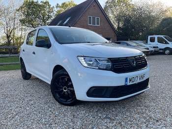 Used Dacia Sandero 2017 for sale - 78371649: Photo