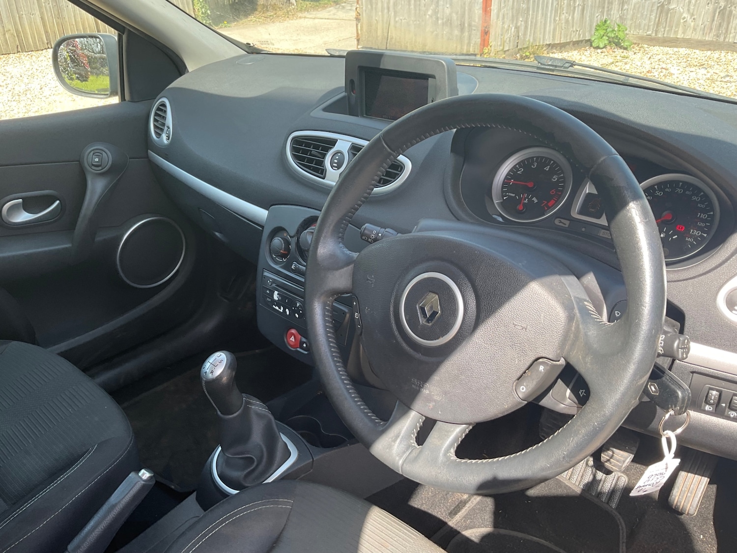 Used Renault Clio 2010 for sale - 78163180: Photo 11