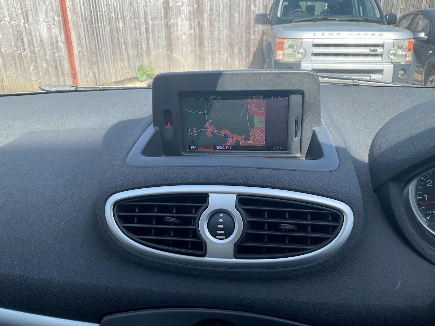 Used Renault Clio 2010 for sale - 78163180: Photo 12