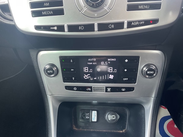 Used Chrysler Delta 2011 for sale - 76194541: Photo 16