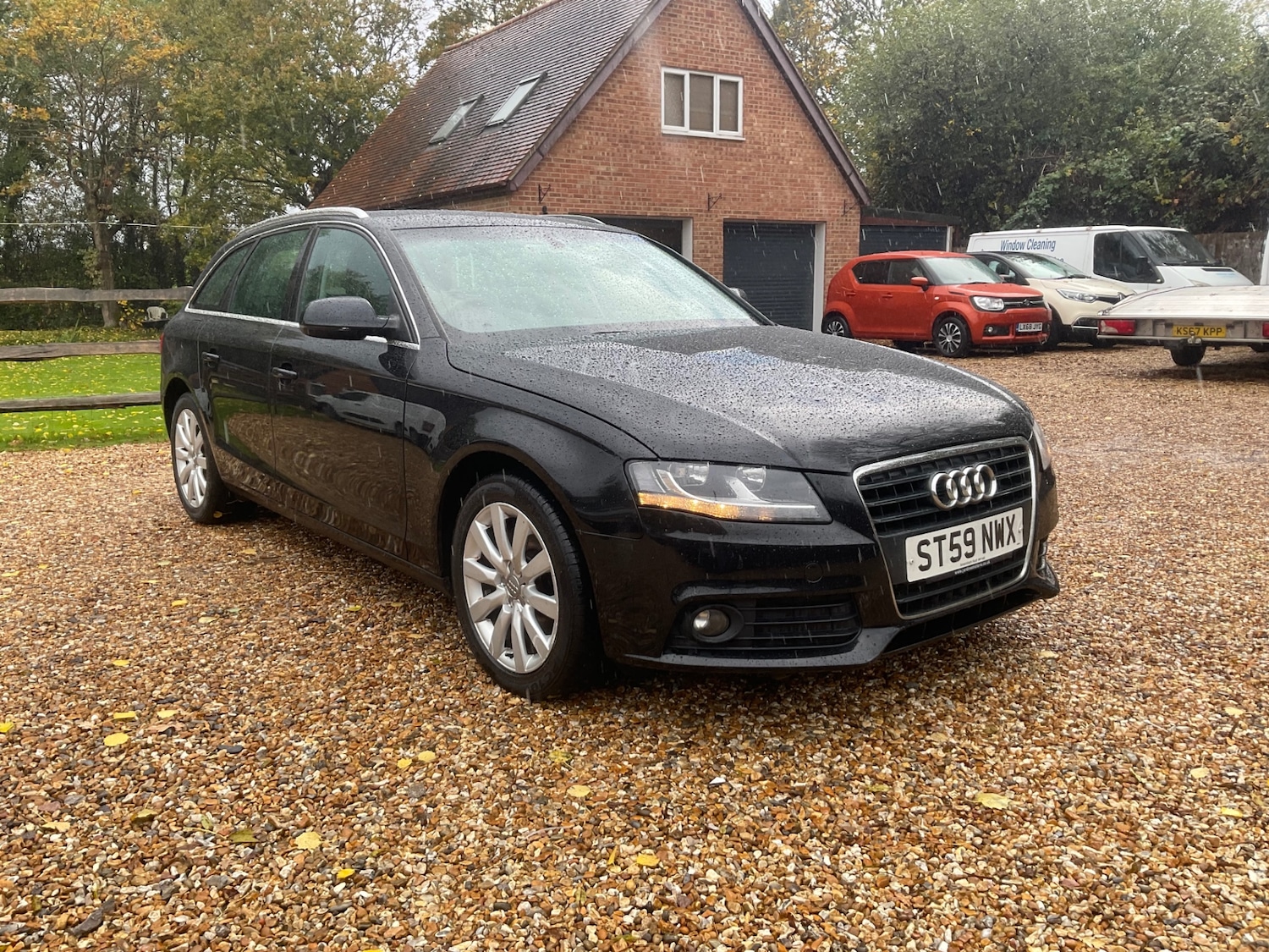 Used Audi A4 2010 for sale - 76426292: Photo 3