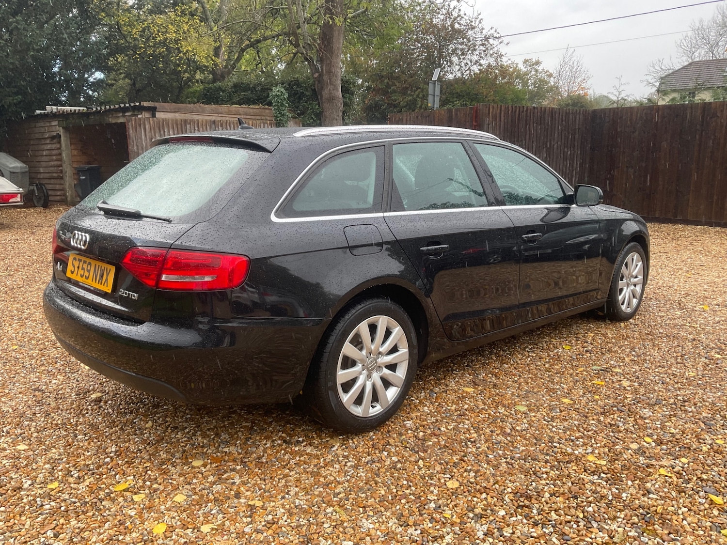 Used Audi A4 2010 for sale - 76426292: Photo 5