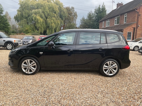 Used Vauxhall Zafira 2018 for sale - 76078917: Photo 5