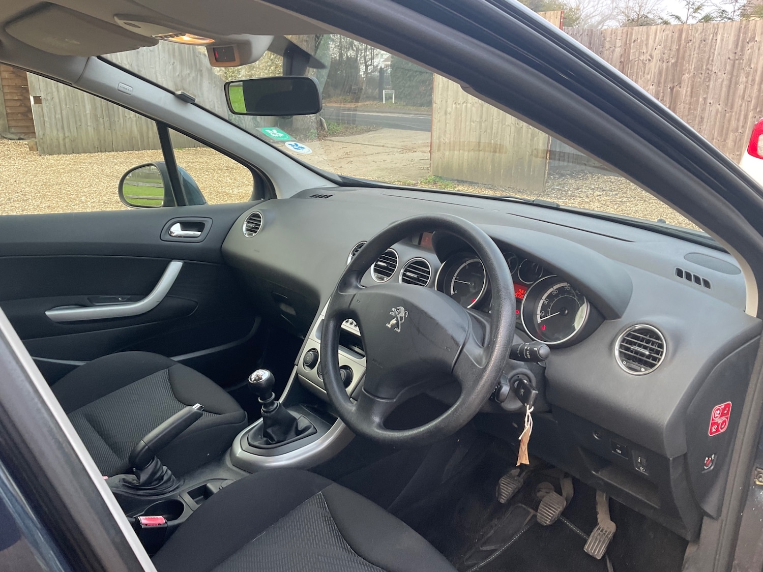 Used Peugeot 308 2013 for sale - 77078075: Photo 13