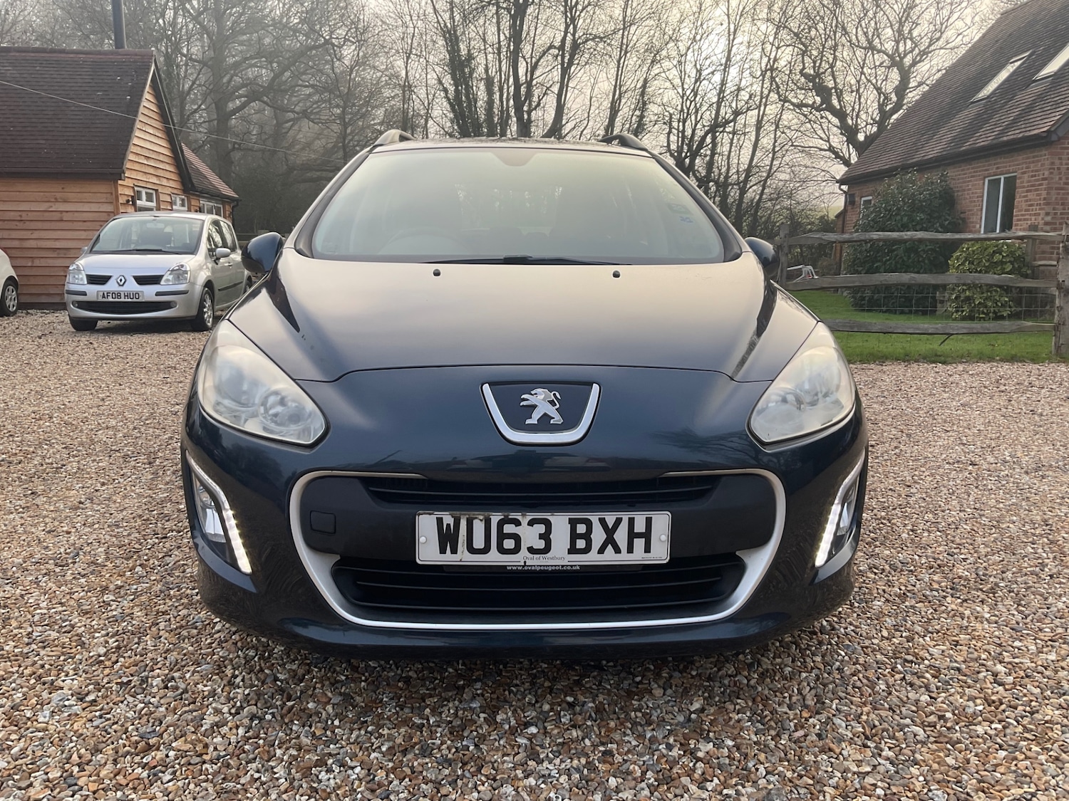 Used Peugeot 308 2013 for sale - 77078075: Photo 2